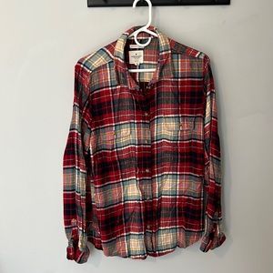 American Eagle Outfitters flannel Shirt. No tags, never worn. Very soft!